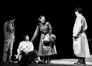 &ldquo;着色&rdquo;演绎&ldquo;四季恋歌&rdquo;