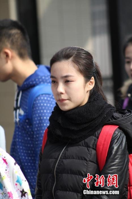 上戏表演专业开考 美女如云明星范儿十足